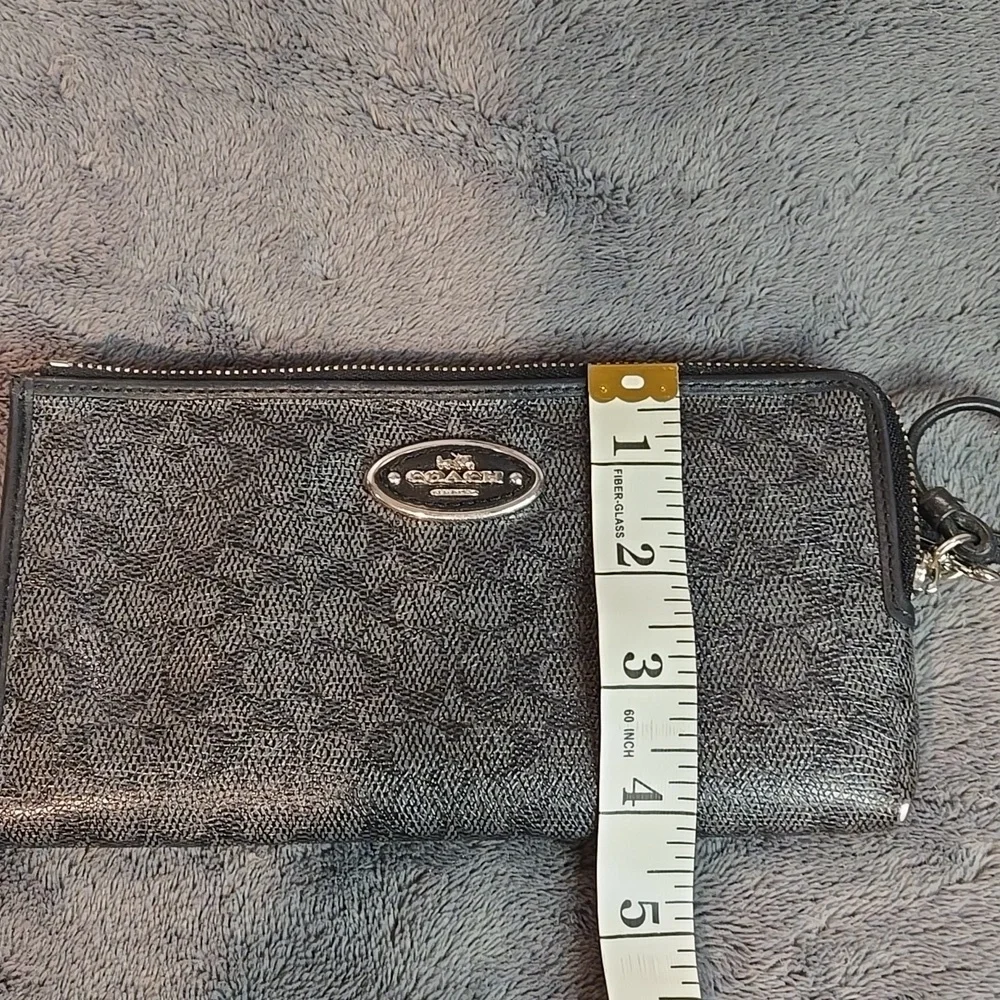 Coach stylish wristlet